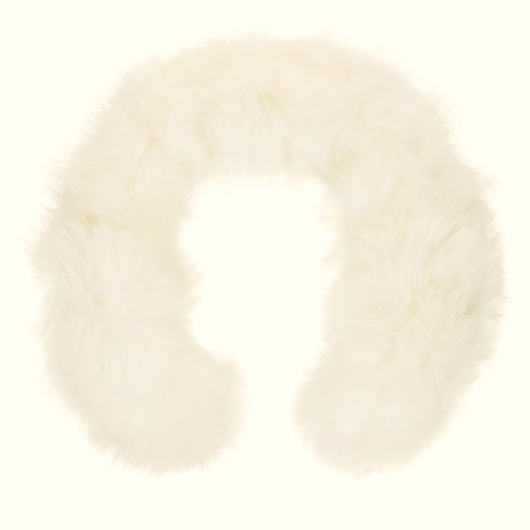 REVOLVE Jocelyn Faux Fur Ear Muffs - Picture 5 of 8
